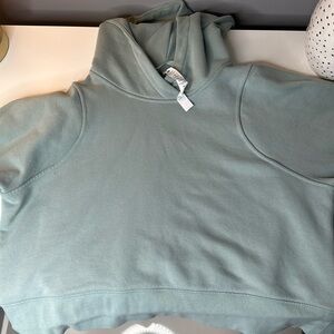 Lululemon crop hoodie